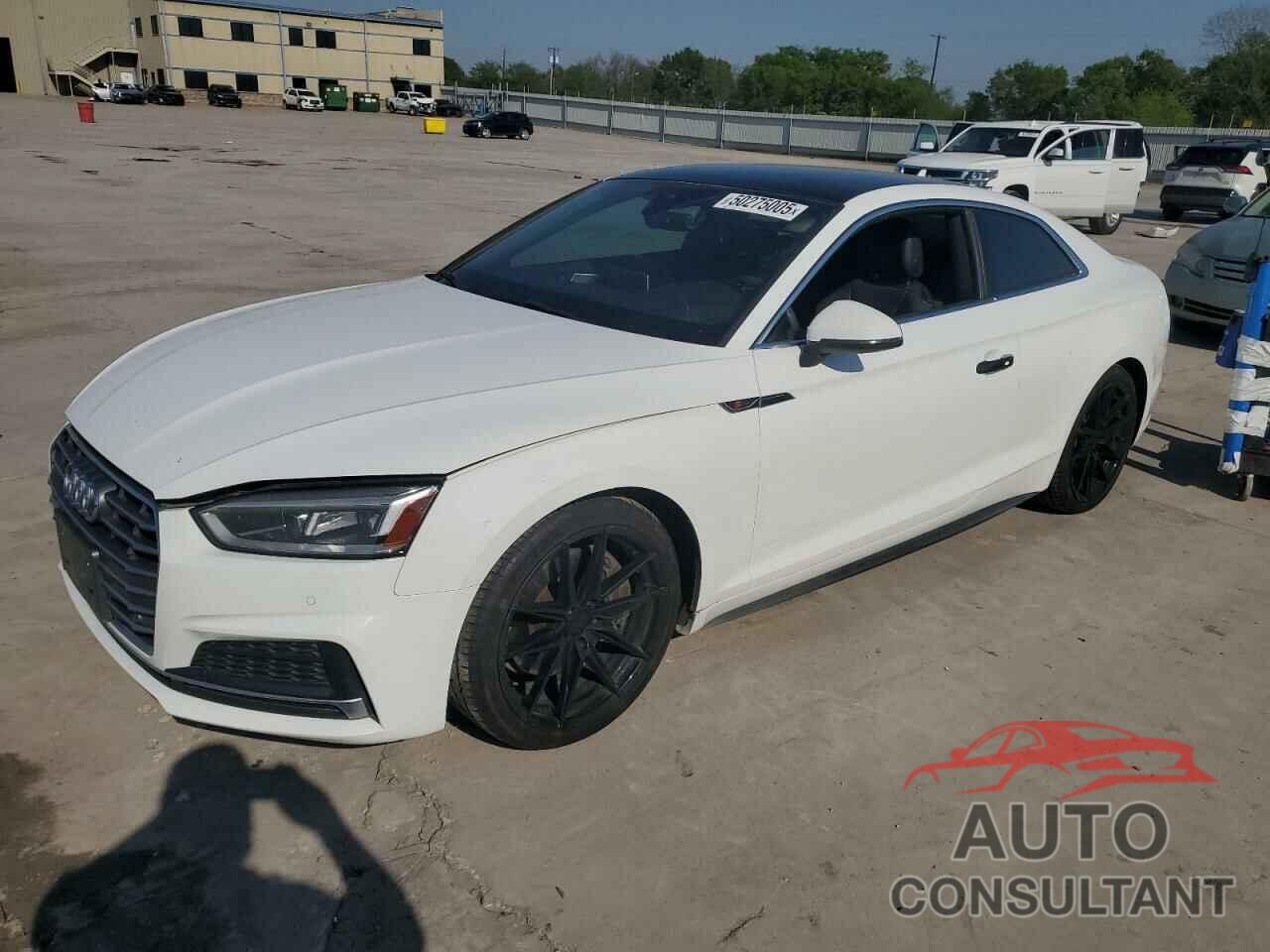 AUDI A5 2018 - WAUTNAF56JA001802