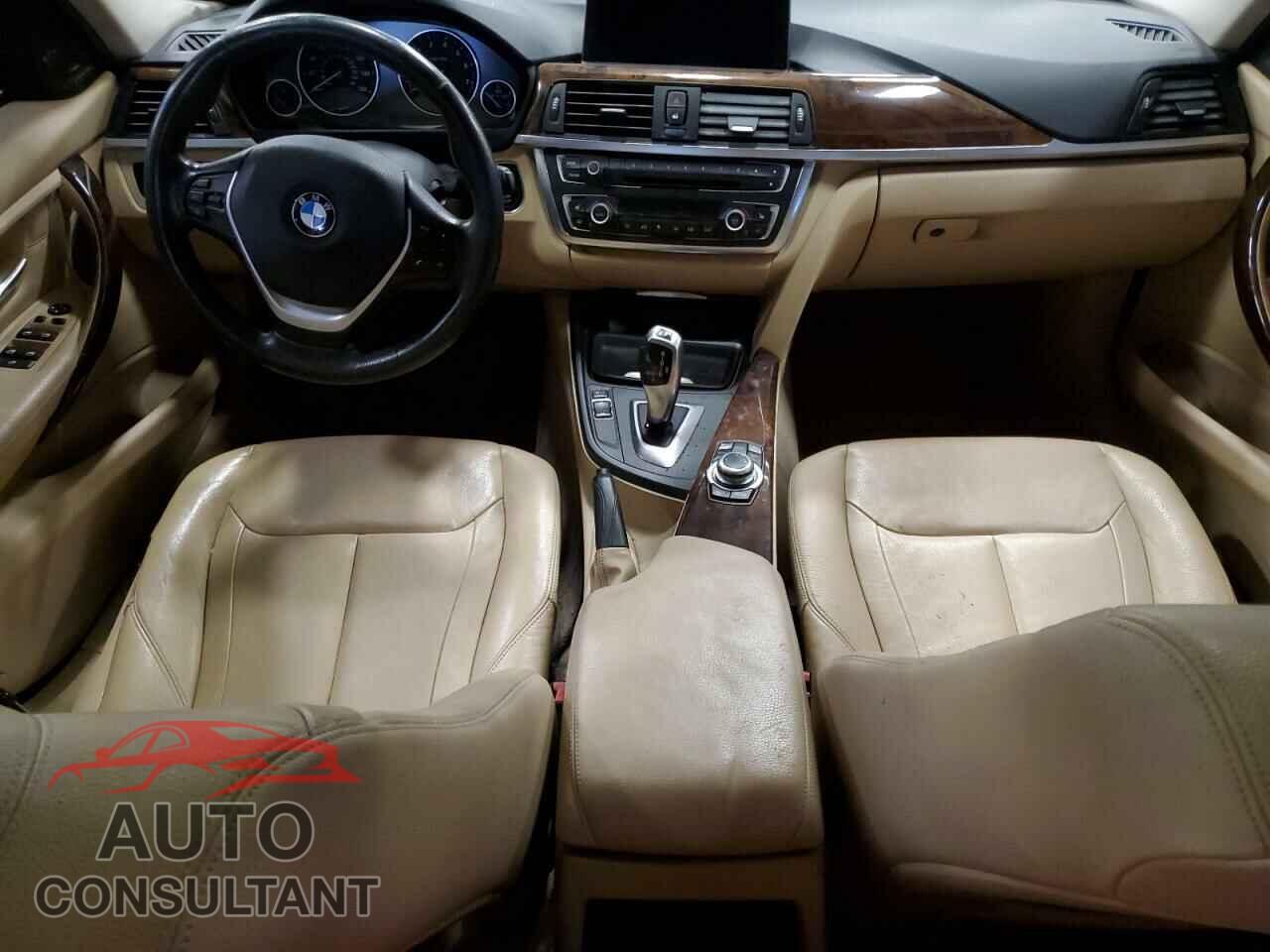 BMW 3 SERIES 2013 - WBA3B3C52DF530129
