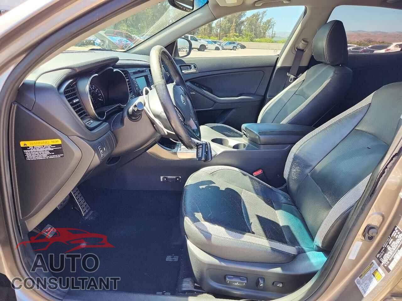 KIA OPTIMA 2012 - 5XXGR4A62CG048357