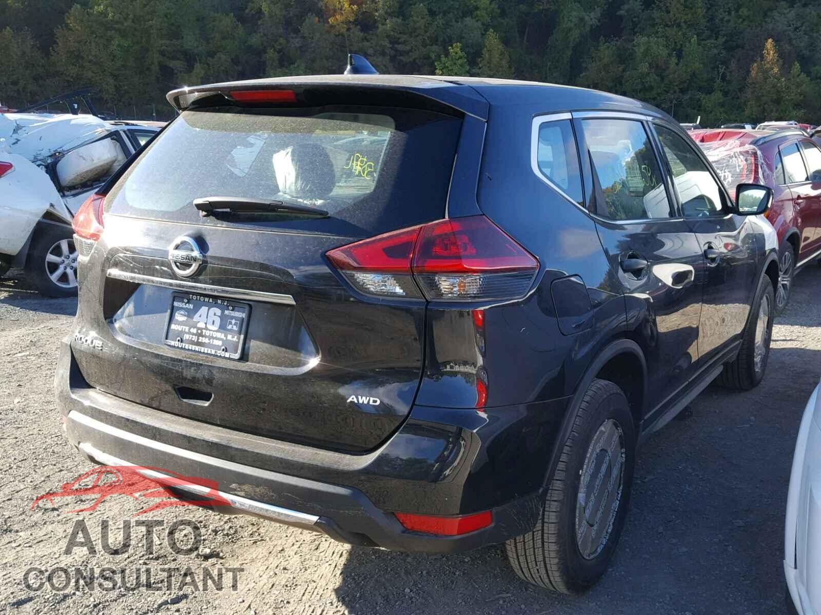 NISSAN ROGUE S 2018 - KNMAT2MV2JP580860