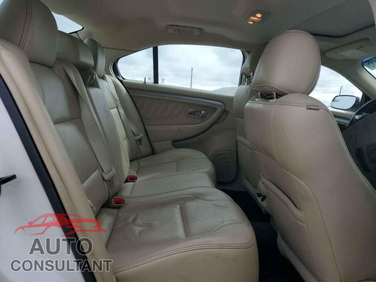 FORD TAURUS 2014 - 1FAHP2E84EG162811