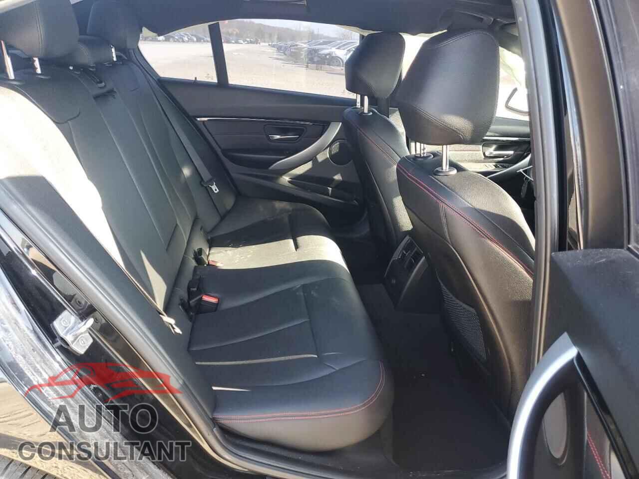 BMW 3 SERIES 2016 - WBA8E3G54GNU02105