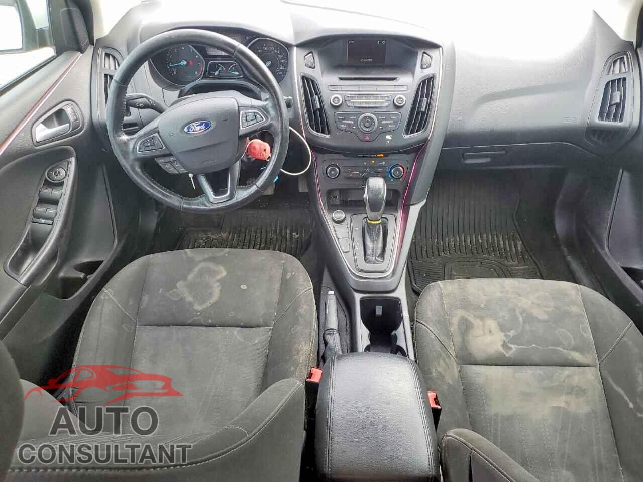 FORD FOCUS 2017 - 1FADP3F23HL239629