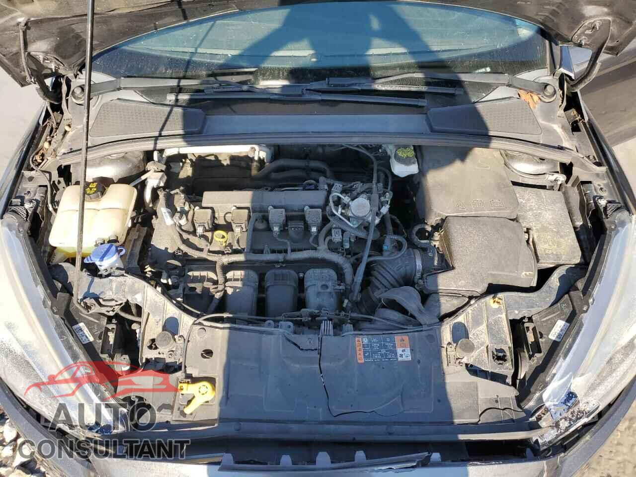 FORD FOCUS 2017 - 1FADP3F28HL324725