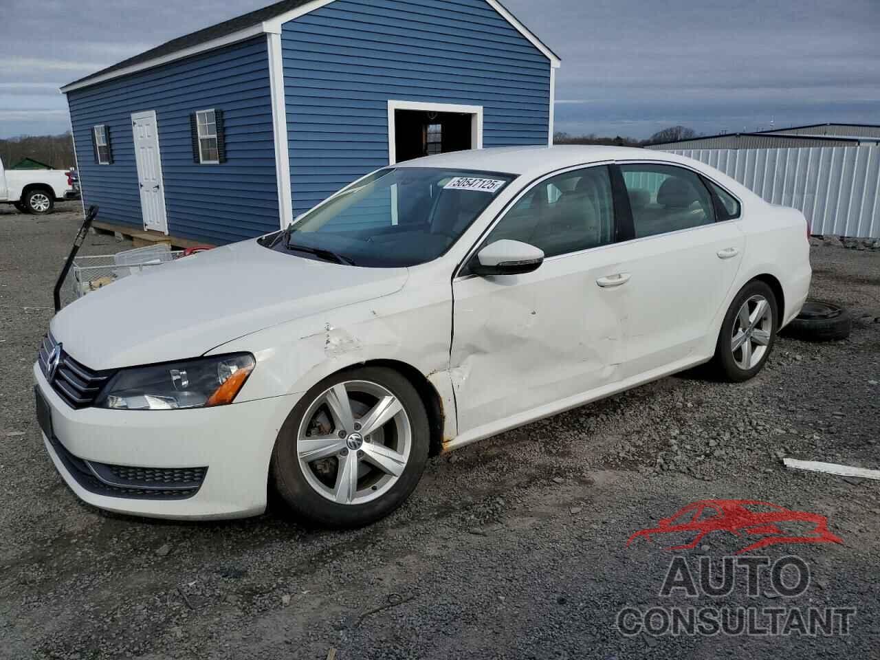 VOLKSWAGEN PASSAT 2012 - 1VWBP7A33CC070176