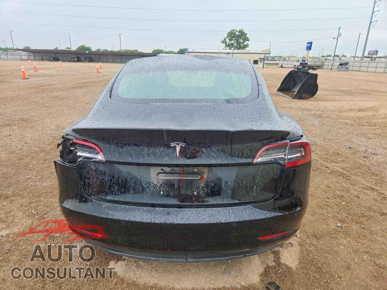 TESLA MODEL 3 2018 - 5YJ3E1EA7JF053383