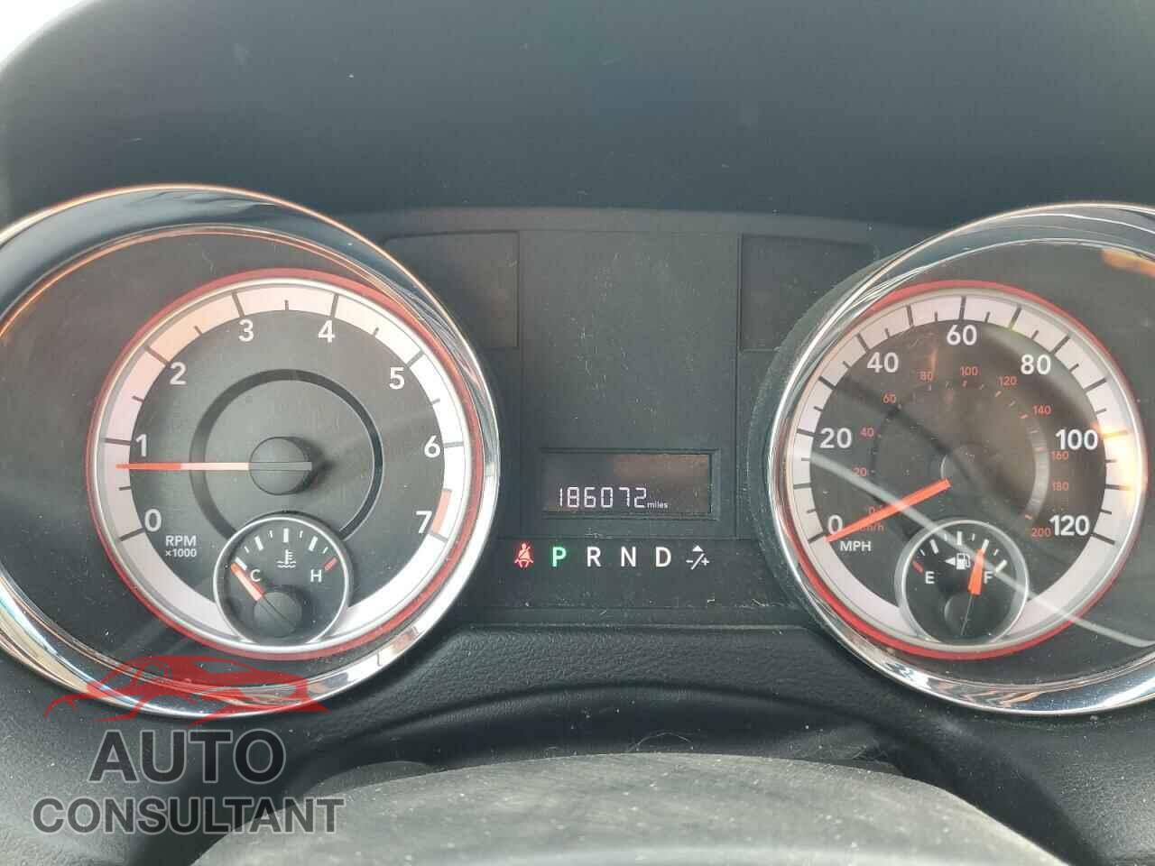 DODGE CARAVAN 2011 - 2D4RN1AG7BR654791