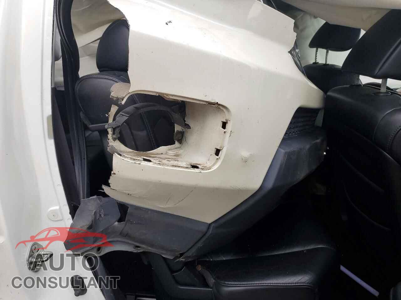 HONDA PILOT 2011 - 5FNYF4H92BB010903