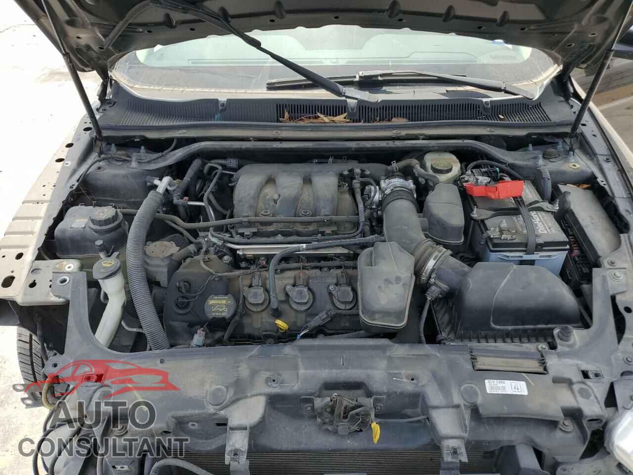 FORD TAURUS 2013 - 1FAHP2E82DG200440
