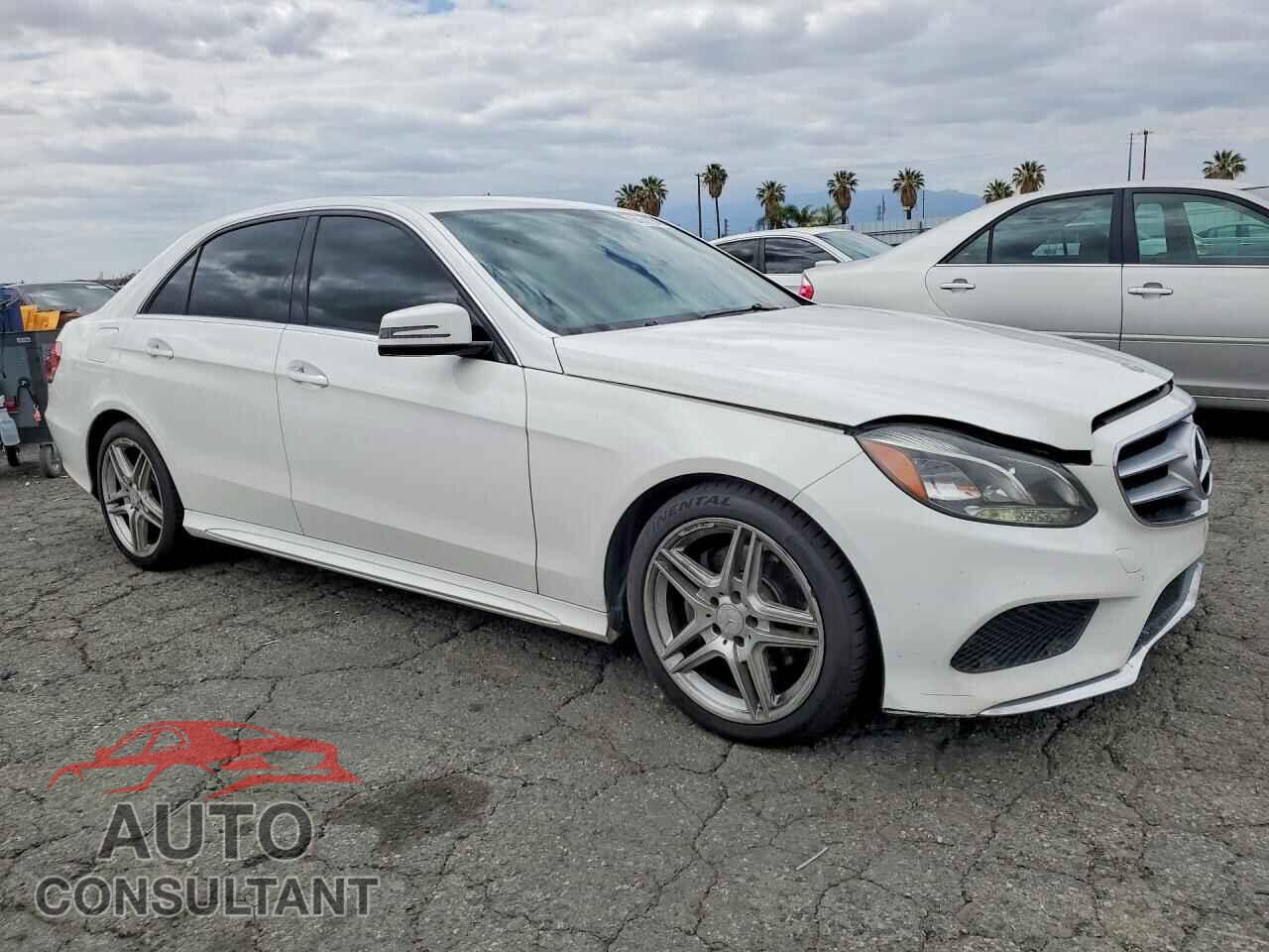 MERCEDES-BENZ E-CLASS 2014 - WDDHF5KB7EA799439