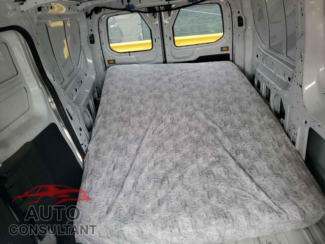 FORD TRANSIT 2017 - 1FTYR1ZM7HKB14498