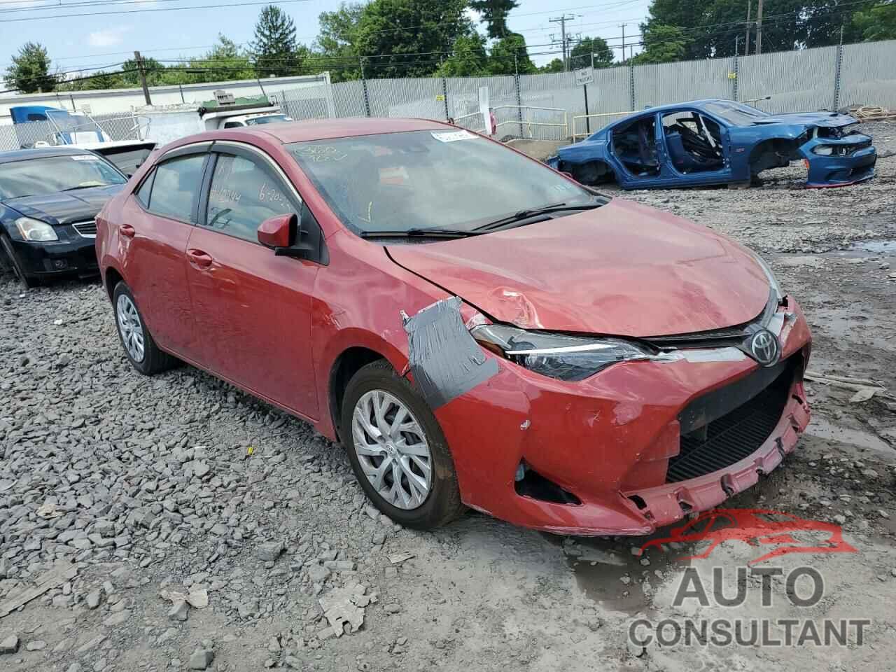 TOYOTA COROLLA 2018 - 5YFBURHE7JP742145