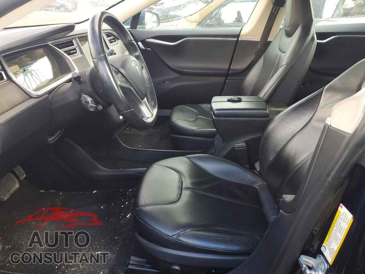 TESLA MODEL S 2013 - 5YJSA1CN2DFP14528