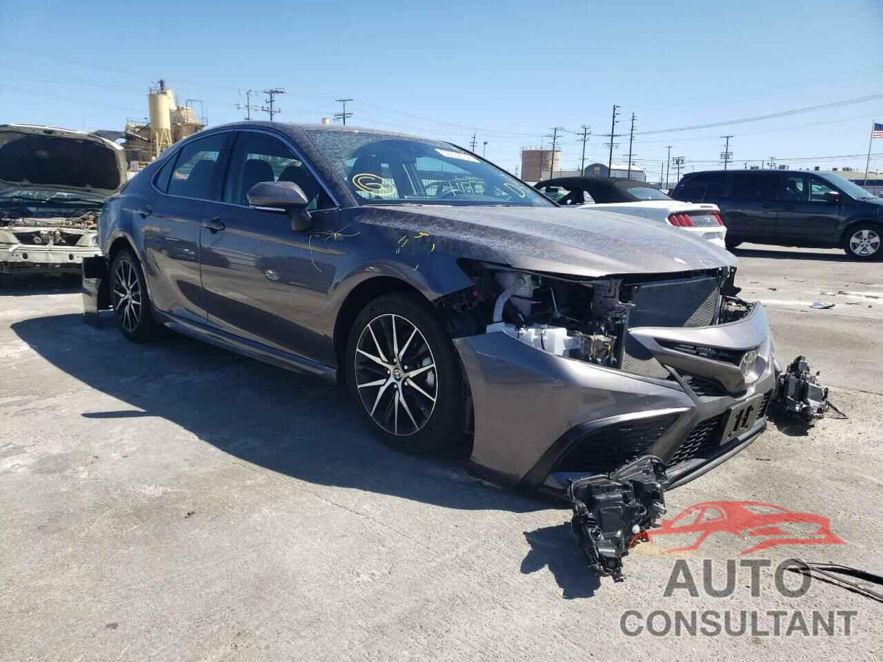 TOYOTA CAMRY 2022 - 4T1G11AK7NU019612