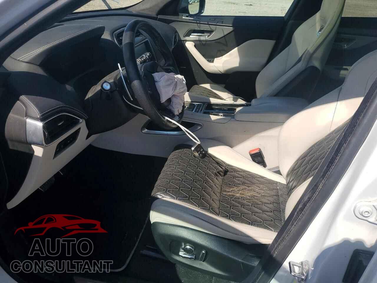 JAGUAR F-PACE 2020 - SADCZ2EE2LA628633