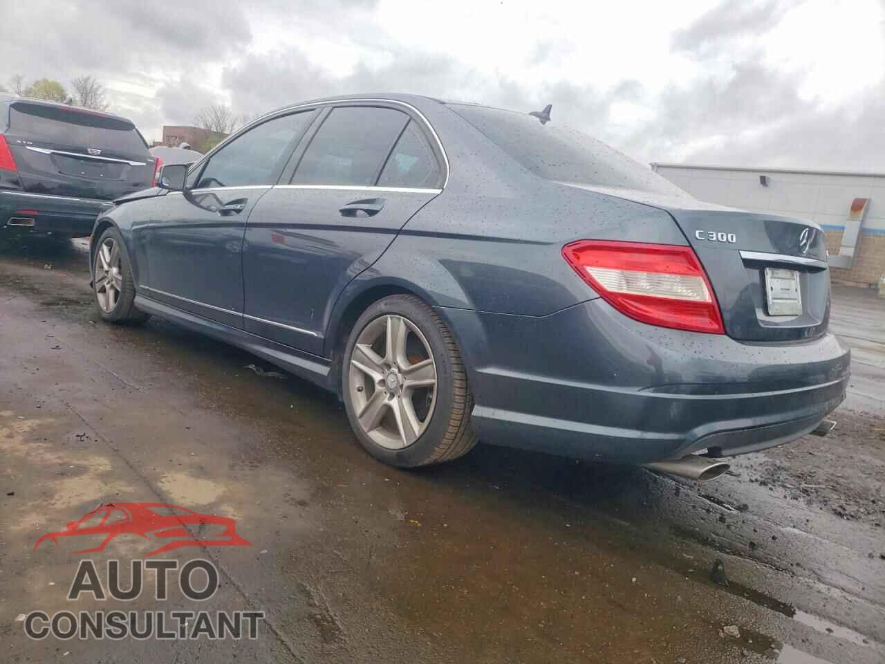 MERCEDES-BENZ C-CLASS 2011 - WDDGF8BB7BR135751