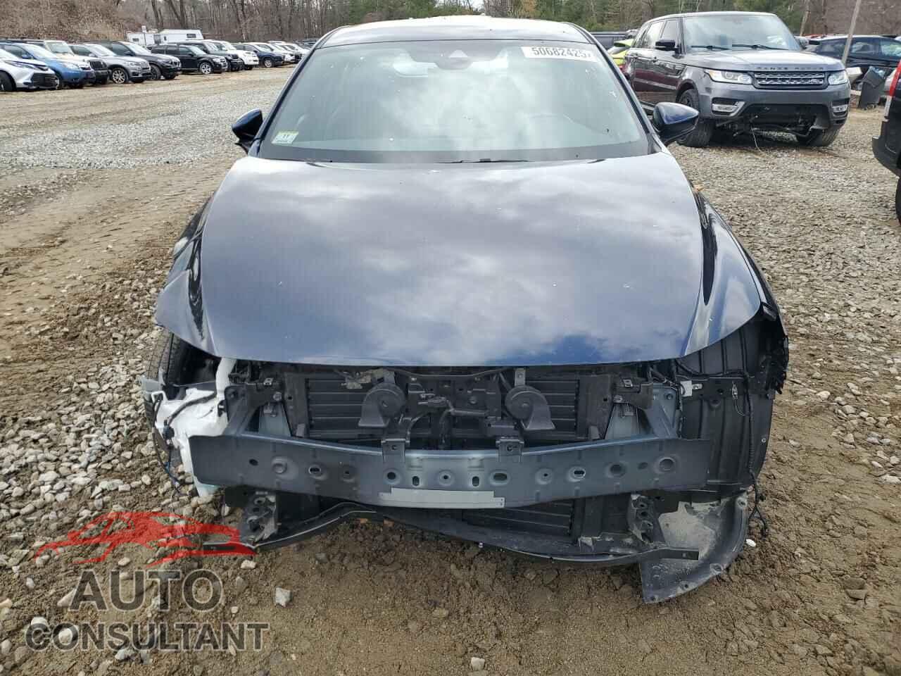 MAZDA 3 2019 - JM1BPBMM1K1140228