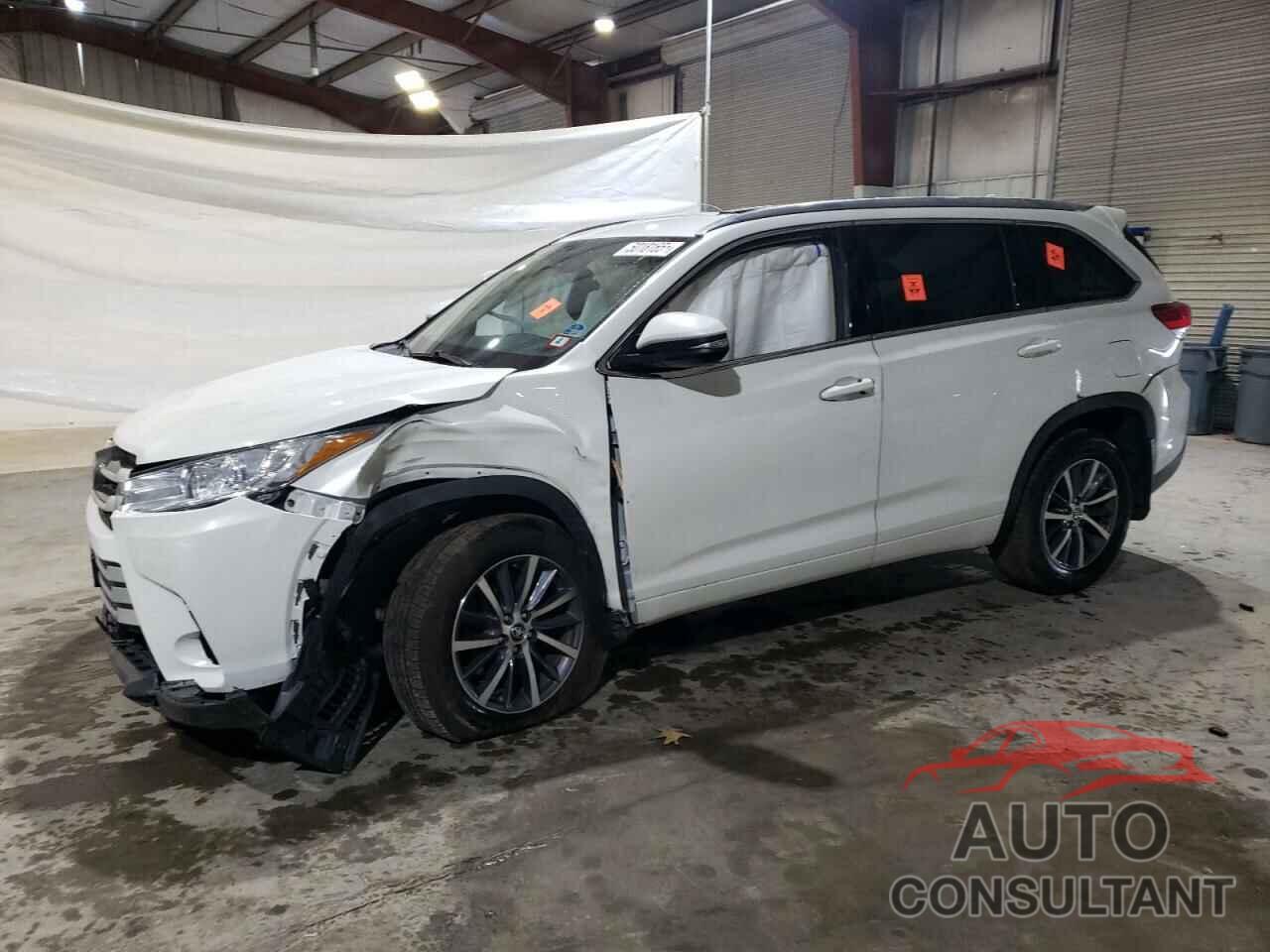TOYOTA HIGHLANDER 2018 - 5TDJZRFH3JS525869