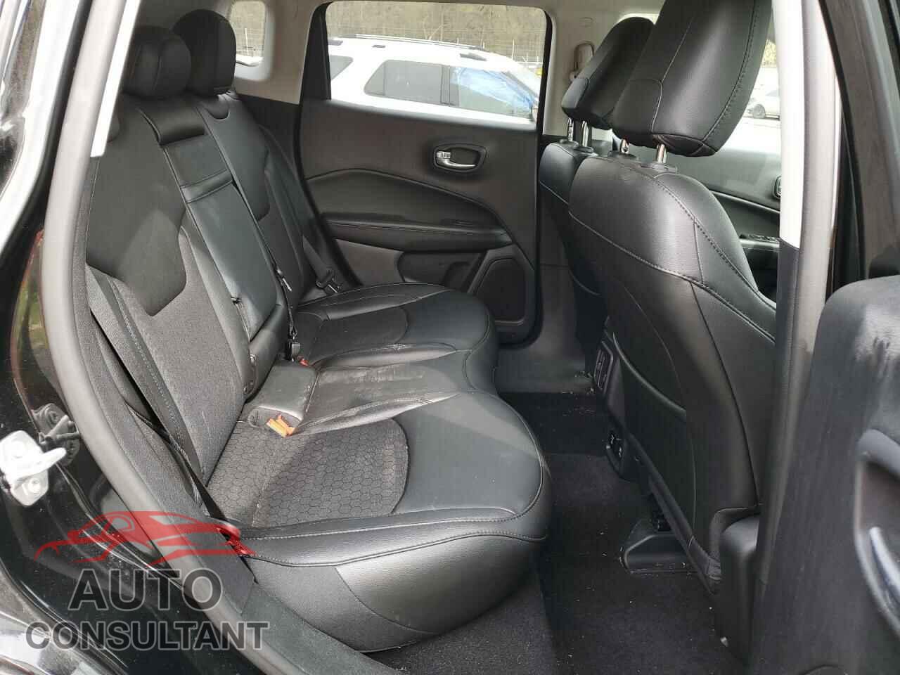 JEEP COMPASS 2019 - 3C4NJDBBXKT711994