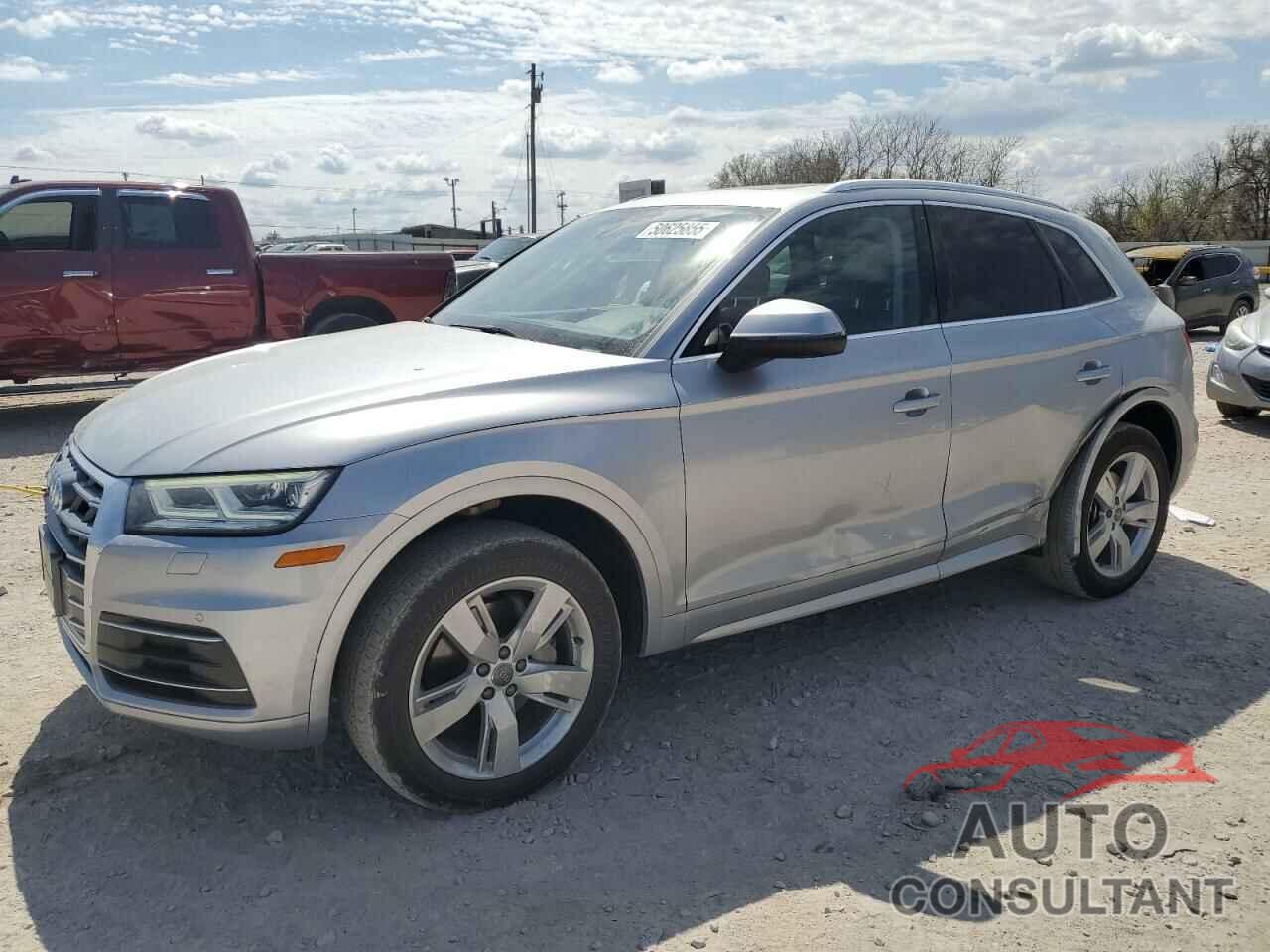 AUDI Q5 2018 - WA1BNAFY4J2036156