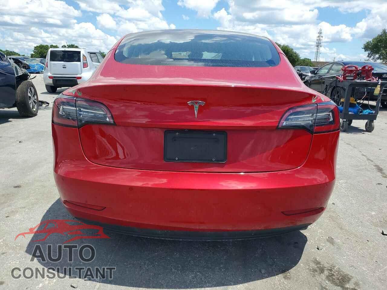TESLA MODEL 3 2021 - 5YJ3E1EA7MF955634