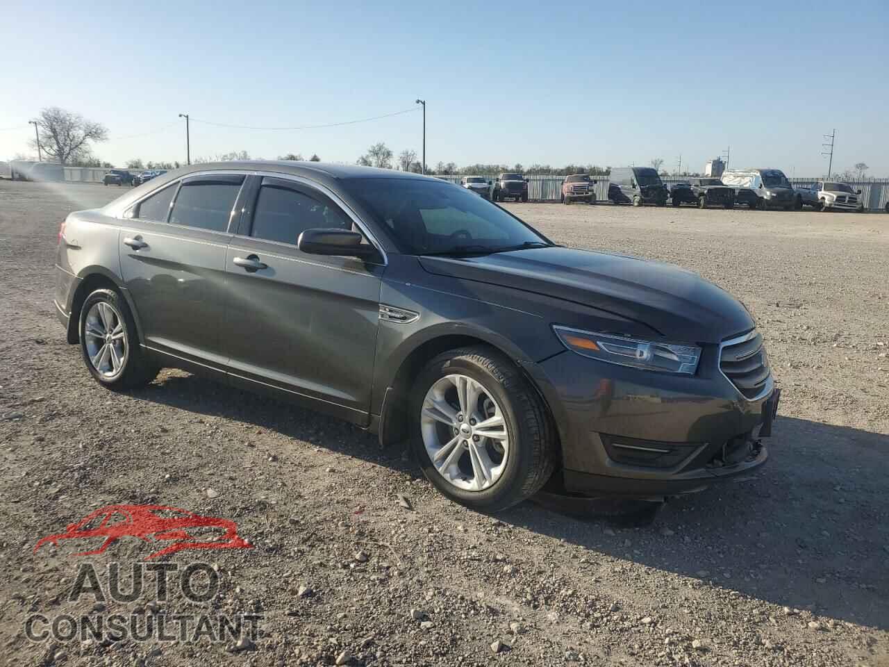FORD TAURUS 2018 - 1FAHP2E81JG119909
