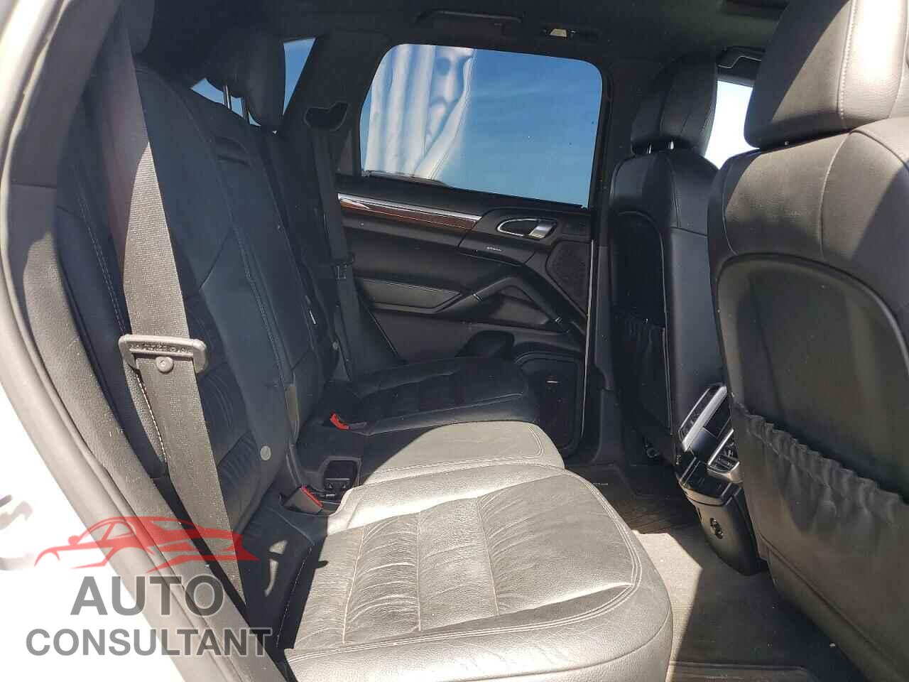 PORSCHE CAYENNE 2011 - WP1AA2A28BLA08456