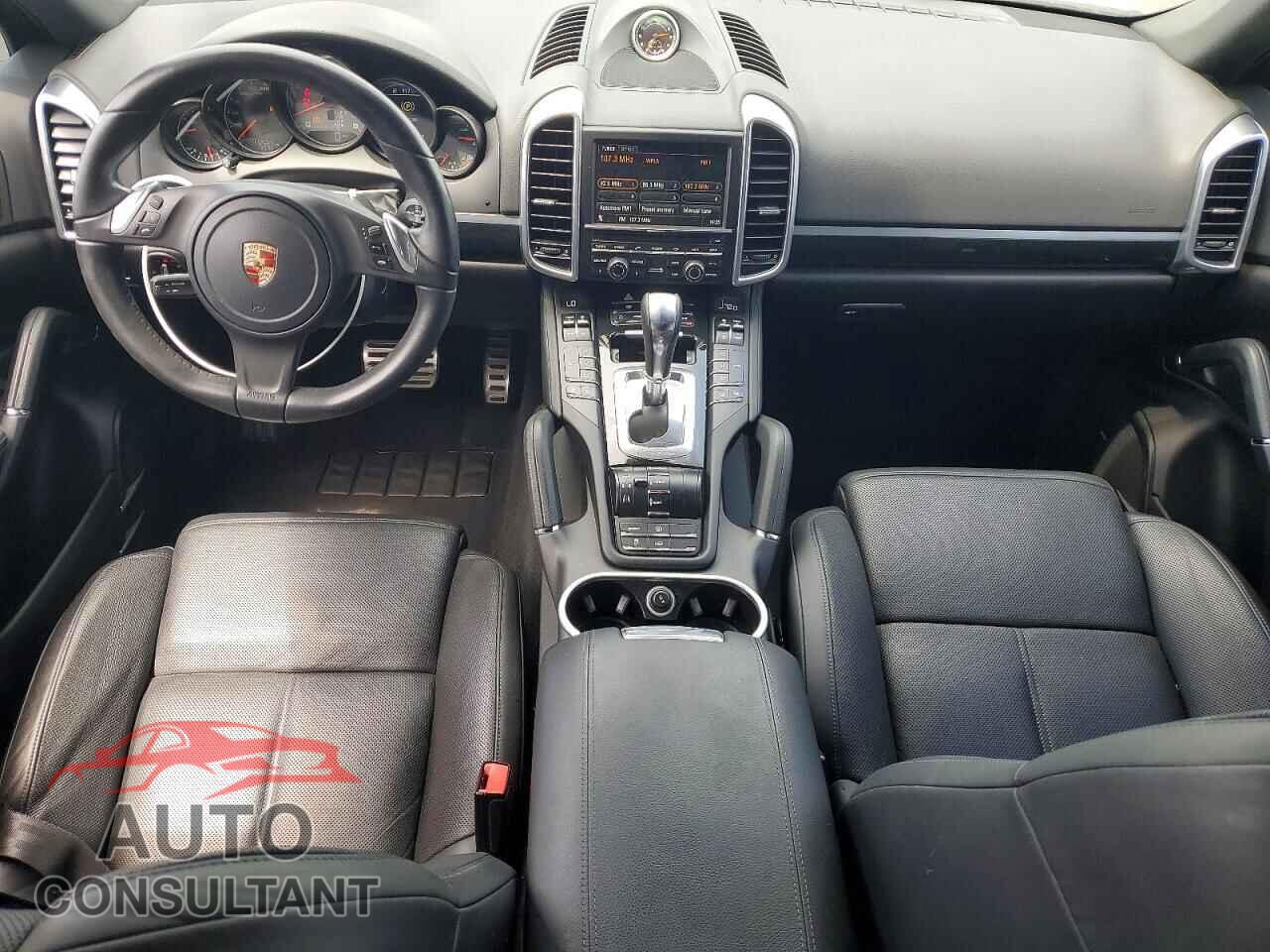 PORSCHE CAYENNE 2013 - WP1AB2A21DLA82592