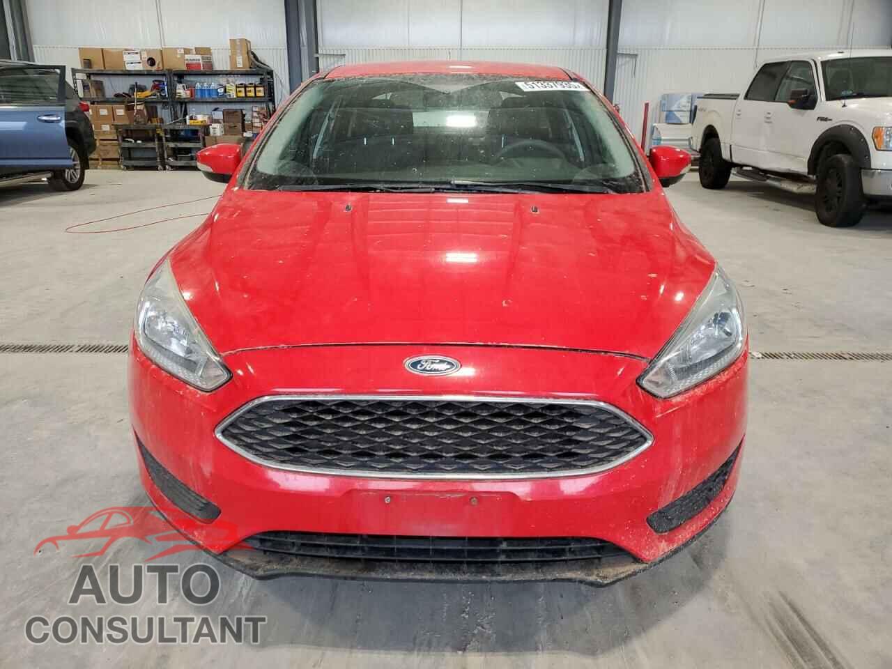 FORD FOCUS 2015 - 1FADP3F24FL335685