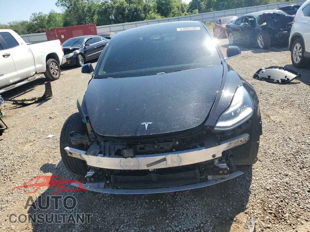 TESLA MODEL 3 2019 - 5YJ3E1EA7KF484369