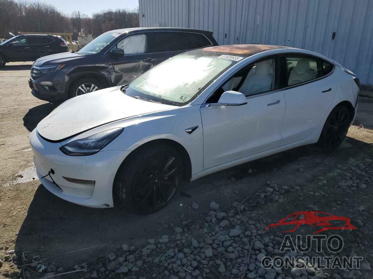 TESLA MODEL 3 2018 - 5YJ3E1EB5JF055822