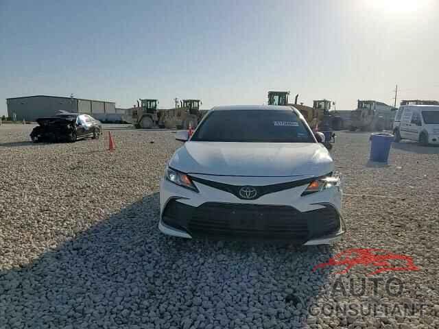 TOYOTA CAMRY 2022 - 4T1C11AK2NU679006