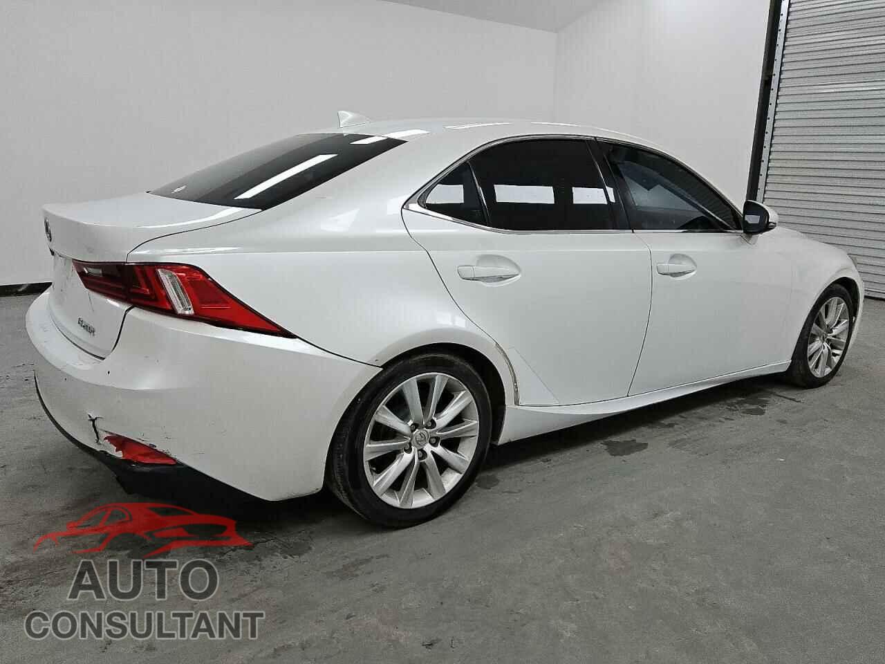 LEXUS IS 2016 - JTHBA1D20G5010806