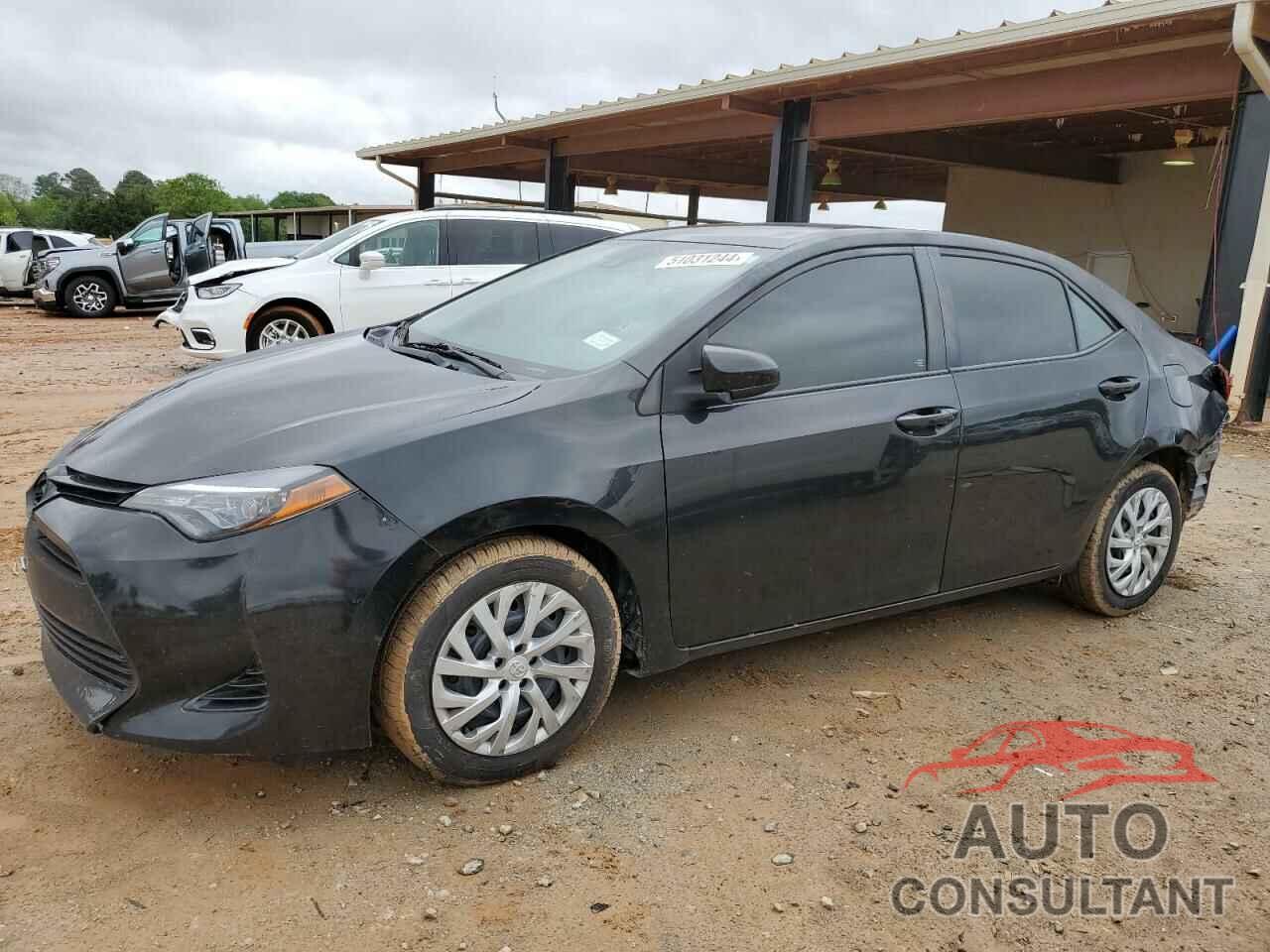 TOYOTA COROLLA 2018 - 5YFBURHE9JP756385