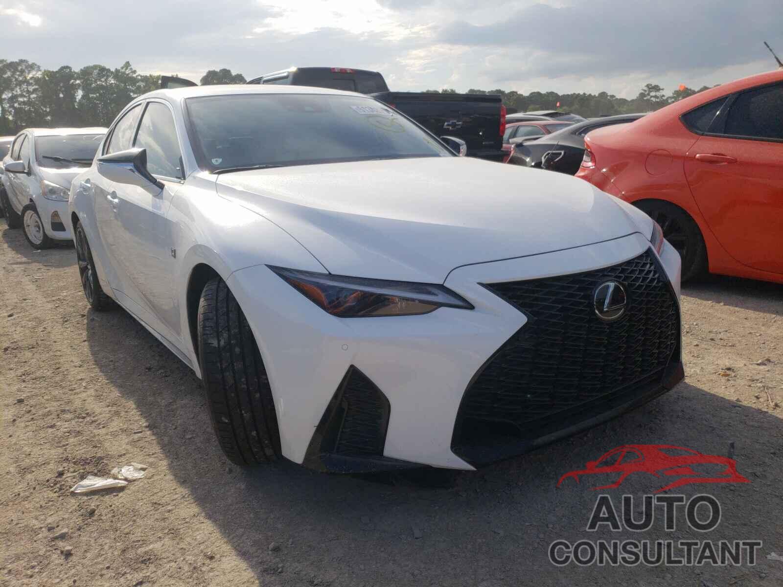 LEXUS IS 2021 - JTHGZ1B20M5040739