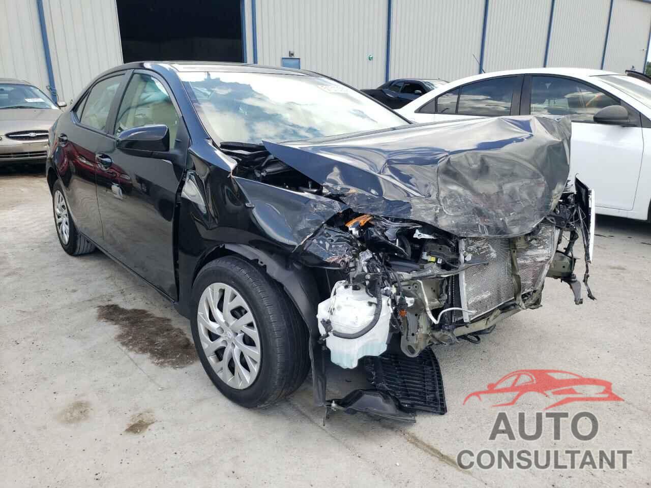TOYOTA COROLLA 2018 - 5YFBURHE3JP771223