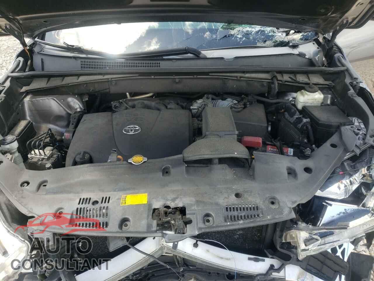 TOYOTA HIGHLANDER 2017 - 5TDKZRFH7HS511181
