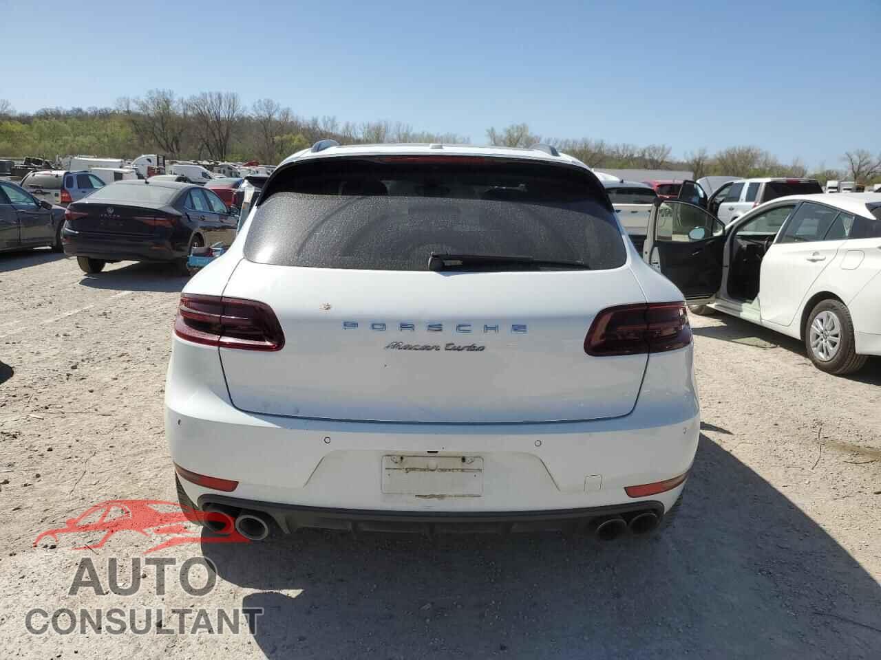 PORSCHE MACAN 2016 - WP1AF2A55GLB94427