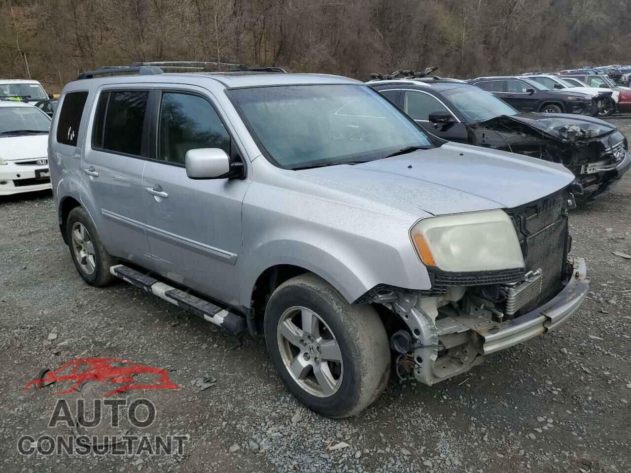 HONDA PILOT 2011 - 5FNYF4H55BB016904