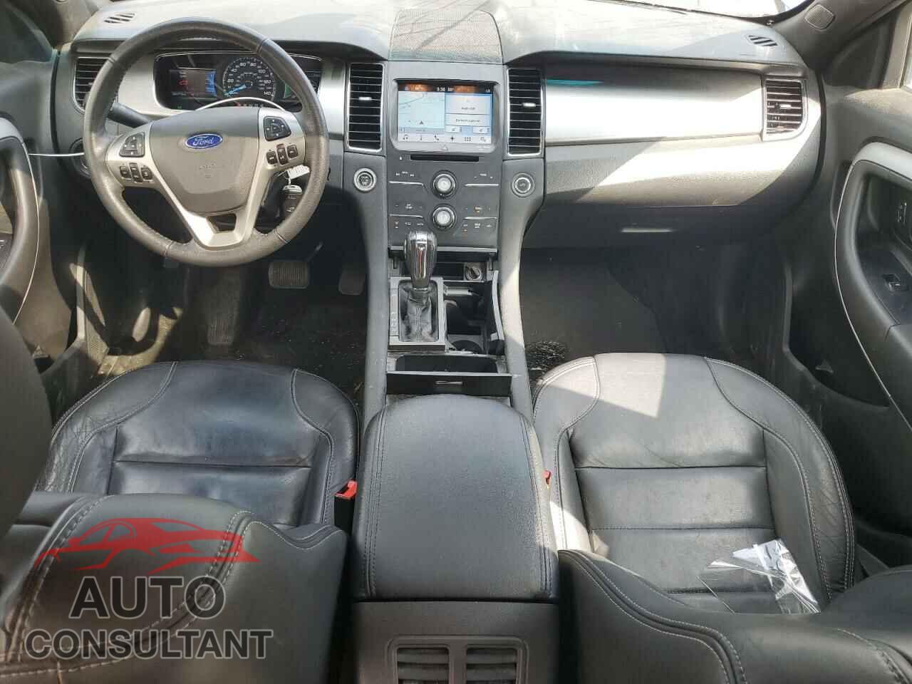 FORD TAURUS 2017 - 1FAHP2E86HG102078
