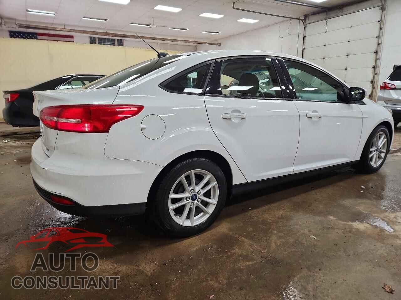 FORD FOCUS 2017 - 1FADP3F27HL340852