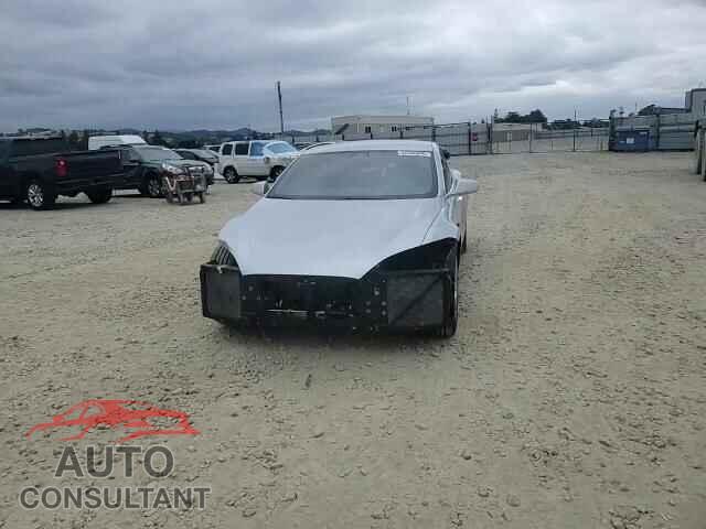 TESLA MODEL S 2017 - 5YJSA1E1XHF197009