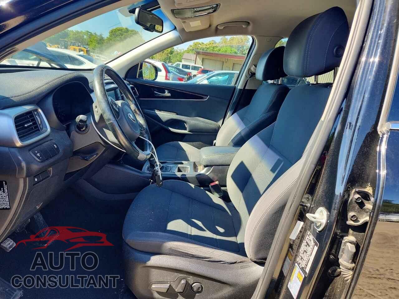 KIA SORENTO 2017 - 5XYPGDA3XHG289775