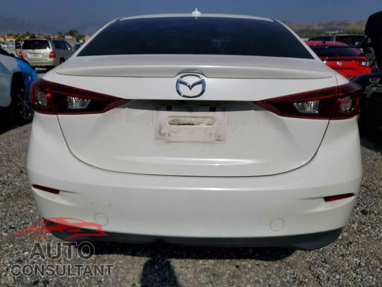 MAZDA 3 2017 - 3MZBN1V75HM150312