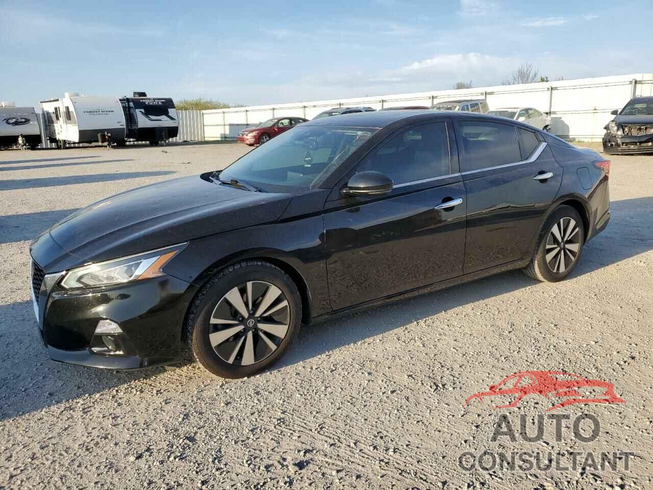 NISSAN ALTIMA 2019 - 1N4BL4DV4KC149872