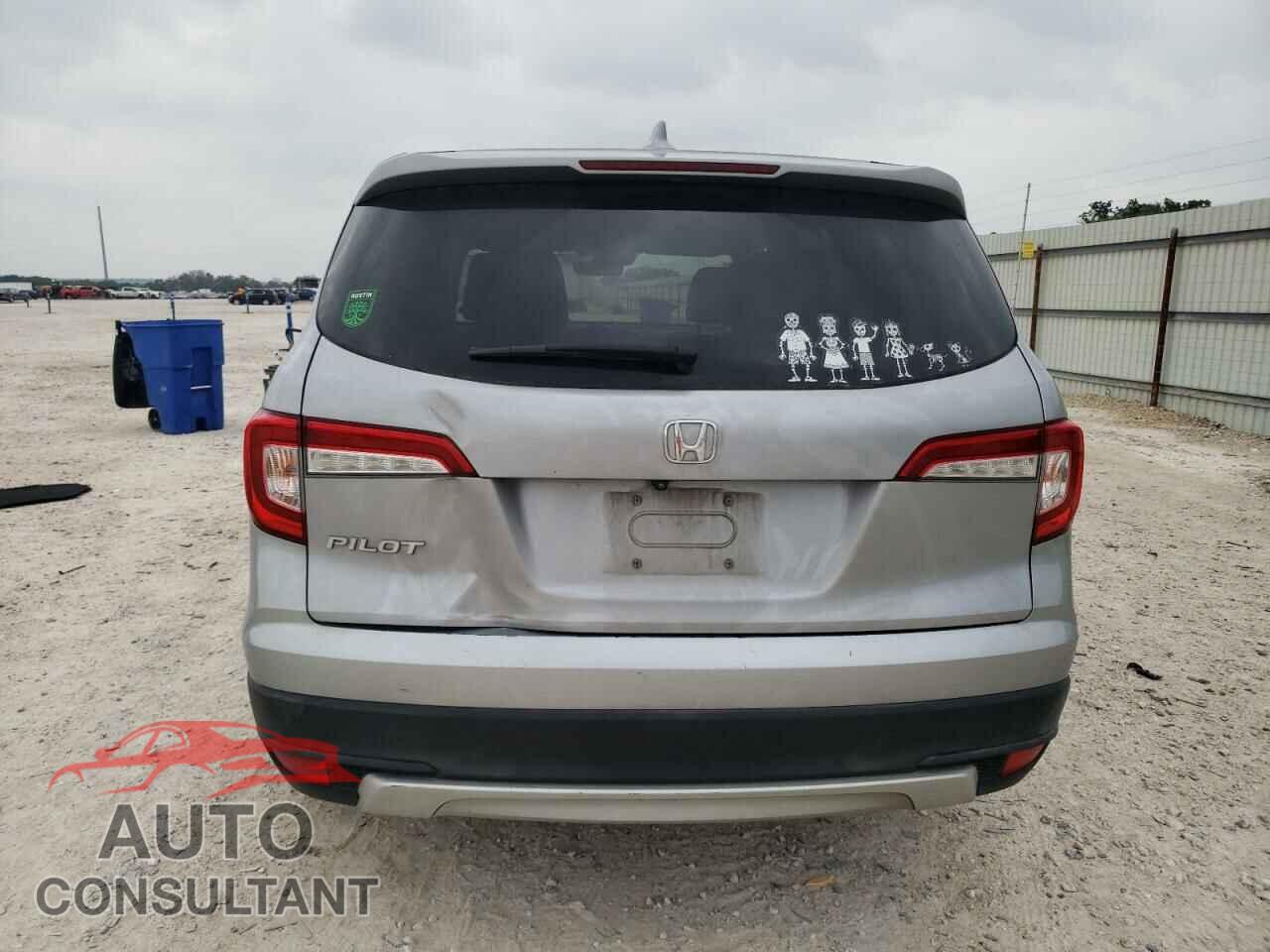HONDA PILOT 2019 - 5FNYF5H51KB012712