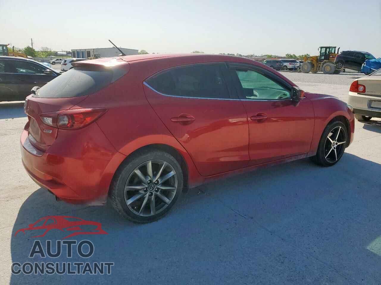 MAZDA 3 2018 - 3MZBN1L38JM184671