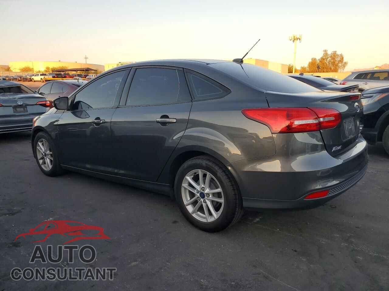 FORD FOCUS 2017 - 1FADP3F28HL211535