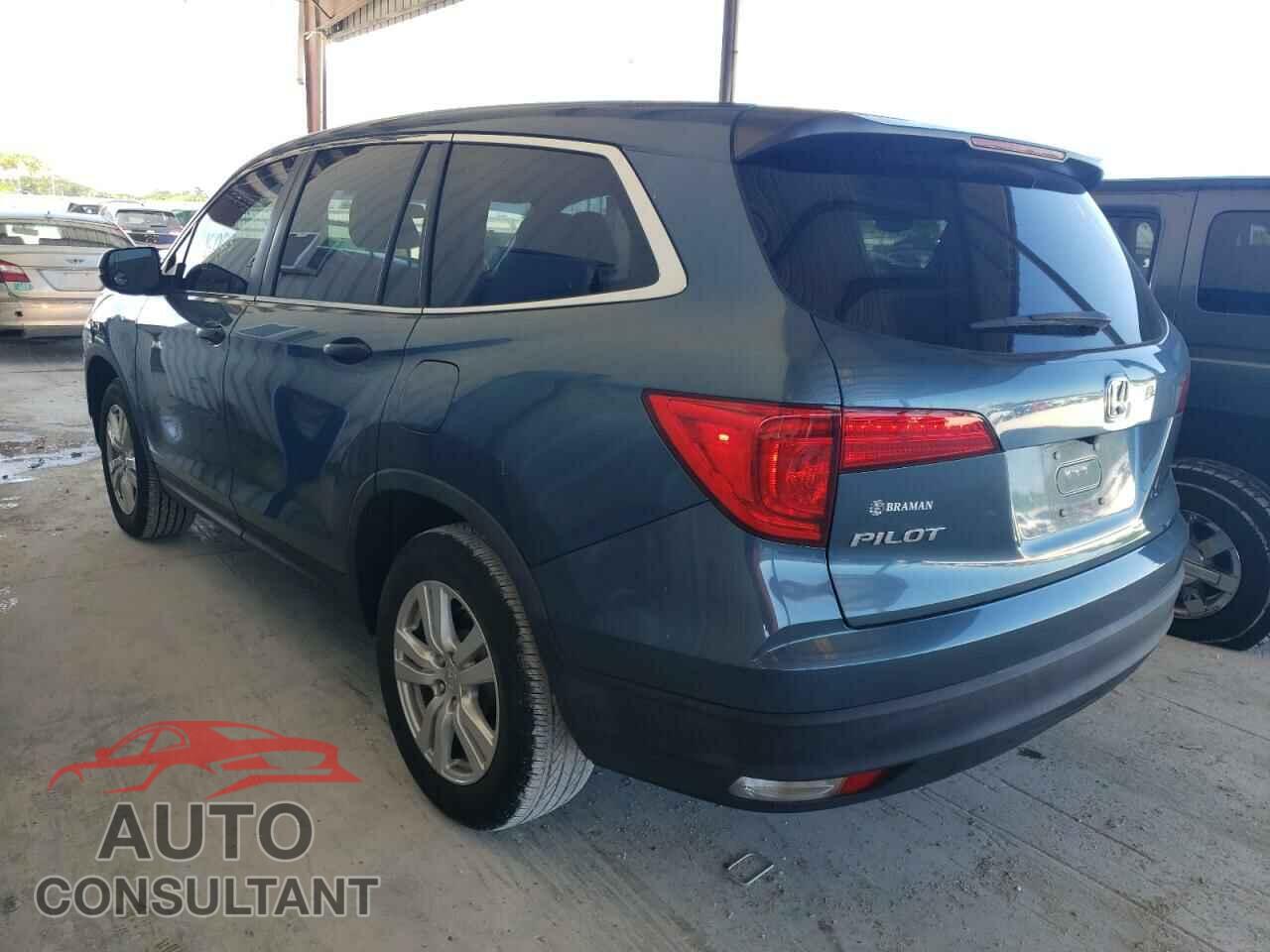 HONDA PILOT 2018 - 5FNYF5H11JB033071