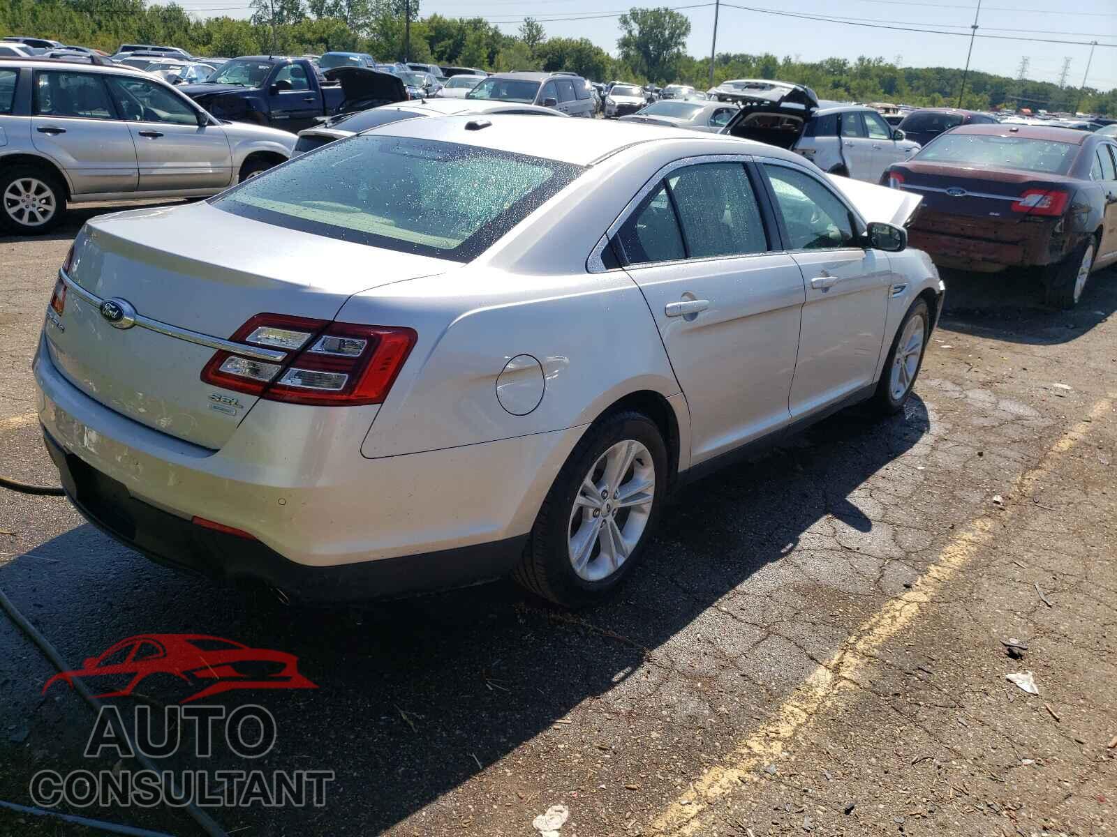 FORD TAURUS 2016 - 1FAHP2E92GG112081